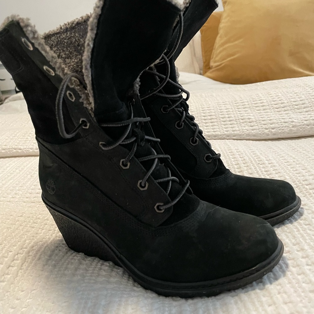 Timberland size 7 wedges